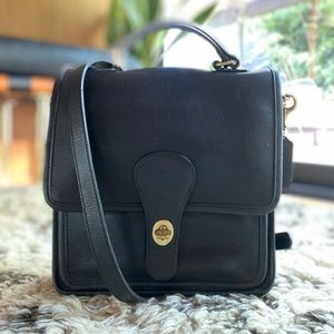 Vintage Coach Station 5130 Crossbody Black